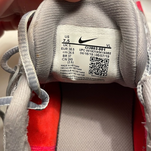 Nike Quest 2 Running Shoes - Picture 6 of 6